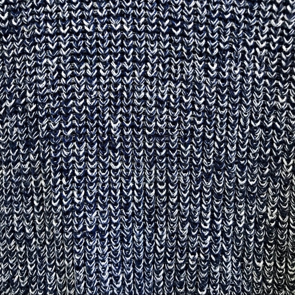 GAP oversized blue & white ribbed knit sweater - Picture 3 of 7
